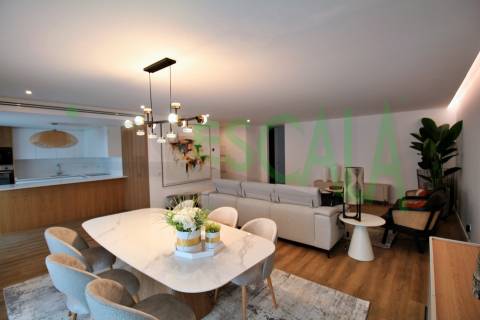 Apartamento T3 Venda em Santarém (Marvila), Santa Iria da Ribeira de Santarém, Santarém (São Salvador) e Santarém (São Nicolau),Santarém