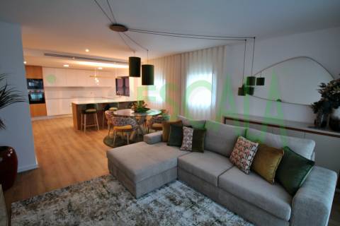 Apartamento T2 Venda em Santarém (Marvila), Santa Iria da Ribeira de Santarém, Santarém (São Salvador) e Santarém (São Nicolau),Santarém