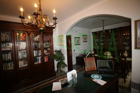 Moradia T5 Venda em Santarém (Marvila), Santa Iria da Ribeira de Santarém, Santarém (São Salvador) e Santarém (São Nicolau),Santarém