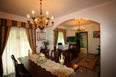 Moradia T5 Venda em Santarém (Marvila), Santa Iria da Ribeira de Santarém, Santarém (São Salvador) e Santarém (São Nicolau),Santarém