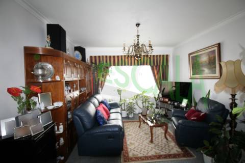 Moradia T5 Venda em Santarém (Marvila), Santa Iria da Ribeira de Santarém, Santarém (São Salvador) e Santarém (São Nicolau),Santarém