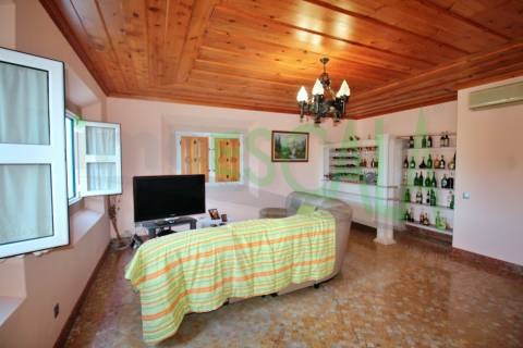 Moradia T4 de Luxo c/ Piscina em Almeirim