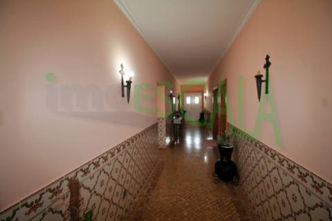 Moradia T4 de Luxo c/ Piscina em Almeirim