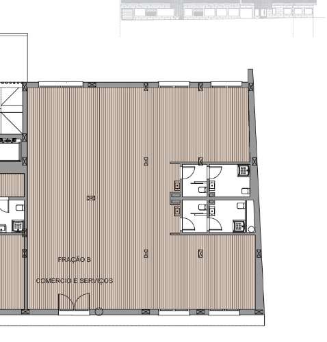 Loja de 271 m2 em empreendimento de luxo em Almeirim