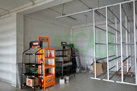 Armazém de 2231 m² inserido num lote de 5060 m² em Salvaterra de Magos