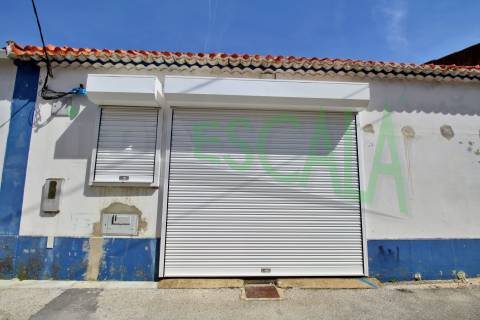 Armazém  Venda em Alcoentre,Azambuja