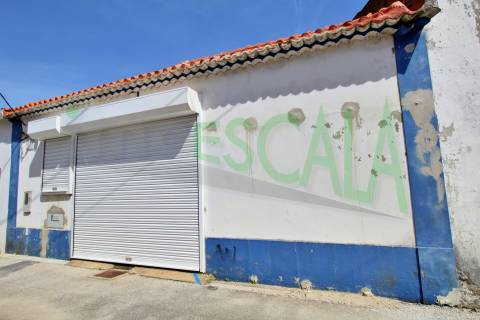 Armazém  Venda em Alcoentre,Azambuja