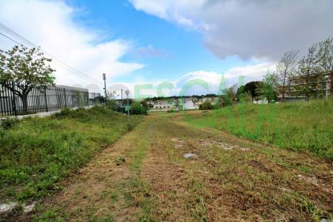 Lote Urbano com área total Implantação de 624 m2, para construção de Prédio