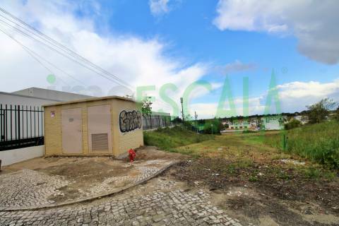 Lote Urbano com área total Implantação de 624 m2, para construção de Prédio