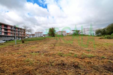 Lote Urbano com área total Implantação de 624 m2, para construção de Prédio