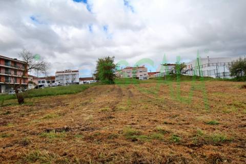 Lote Urbano com área total Implantação de 624 m2, para construção de Prédio