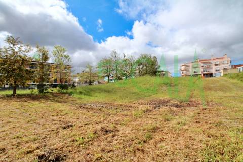 Lote Urbano com área total Implantação de 624 m2, para construção de Prédio