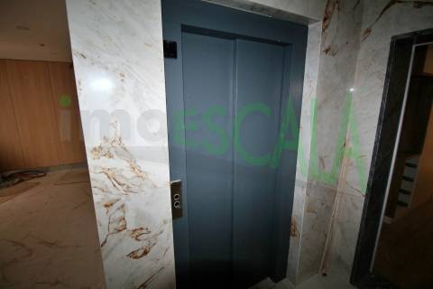 Apartamento T3 na Castanheira do Ribatejo com 173 m² com terraço