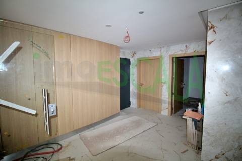 Apartamento T3 na Castanheira do Ribatejo com 173 m² com terraço