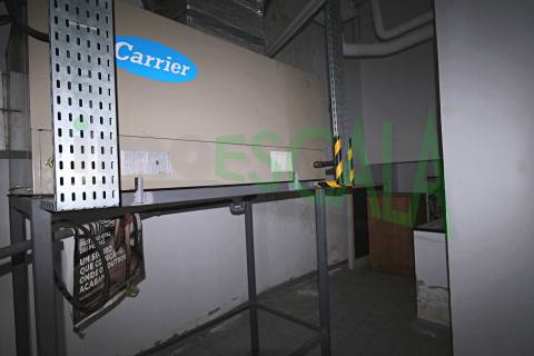 Loja de 460m2 no centro da zona histórica de Santarém