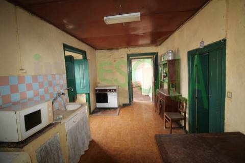 Moradia para Restaurar T6 Venda em Pontével,Cartaxo