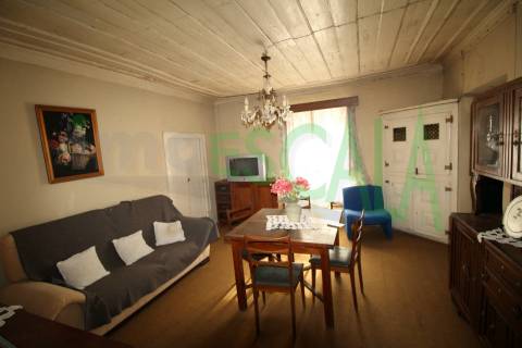 Moradia para Restaurar T6 Venda em Pontével,Cartaxo