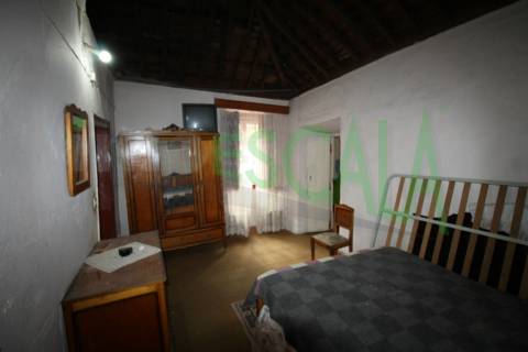 Moradia Centenária para Restaurar