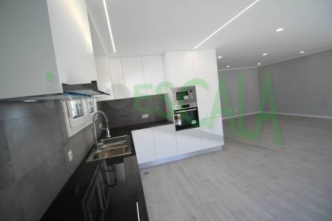 Moradia T4 no centro do Cartaxo