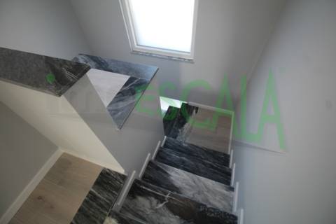 Moradia T4 no centro do Cartaxo