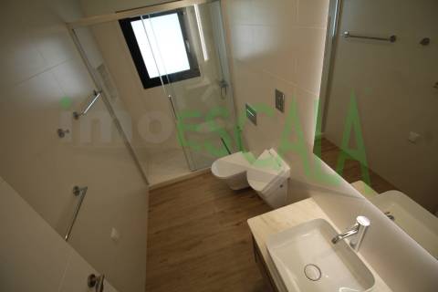 Moradia T4 de Luxo com Piscina