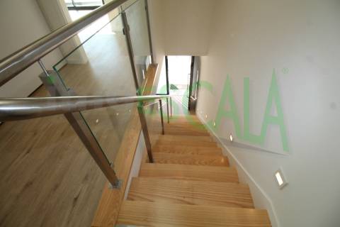 Moradia T4 de Luxo com Piscina