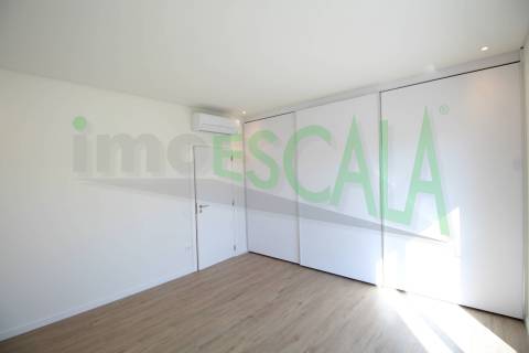 Moradia T4 de Luxo com Piscina