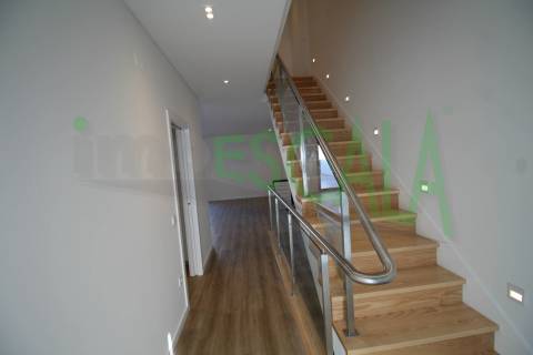 Moradia T3 em Condomínio fechado