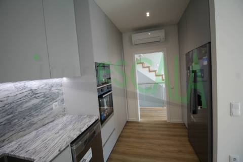 Moradia T3 em Condomínio fechado