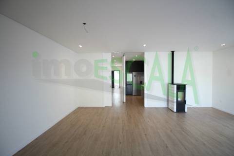 Moradia Geminada T4 Venda em Aveiras de Cima,Azambuja