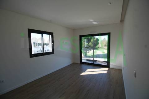 Moradia Geminada T4 Venda em Aveiras de Cima,Azambuja