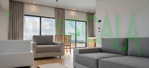 Moradia T3 em Almeirim com projeto aprovado