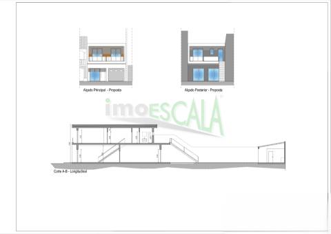Moradia T3 em Almeirim com projeto aprovado