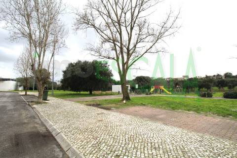Terreno Urbano  Venda em Cartaxo e Vale da Pinta,Cartaxo