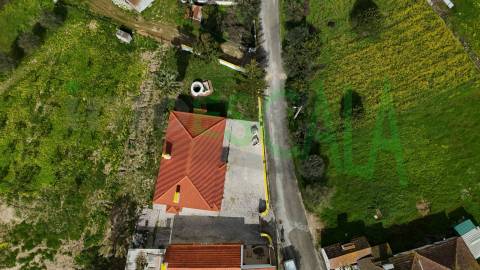 Moradia T3 totalmente remodelada no concelho do Cartaxo