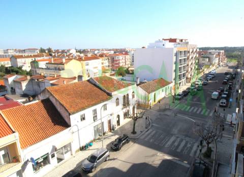 Apartamento T3 no centro do Cartaxo