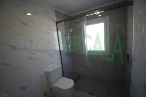 Moradia T4 com jardim no centro do Cartaxo