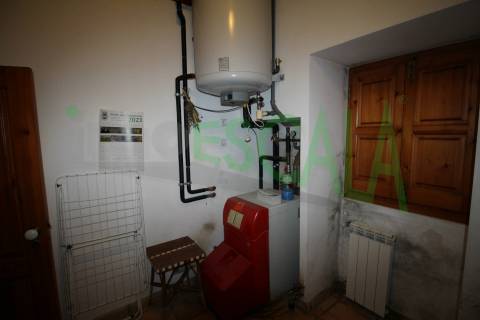 Moradia T5 com Piscina e Jardim