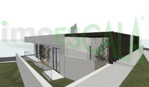 Moradia T3 independente em Santarém