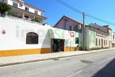 Café/Restaurante para venda no concelho de Azambuja
