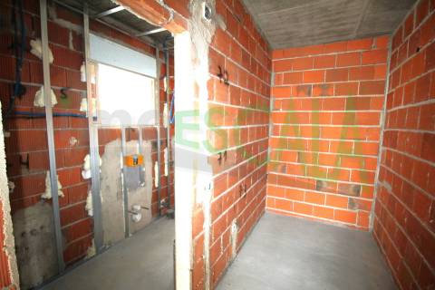 Moradia de linhas modernas em Santarém