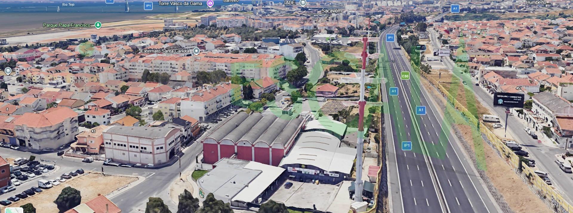 Armazém industrial no concelho de Loures