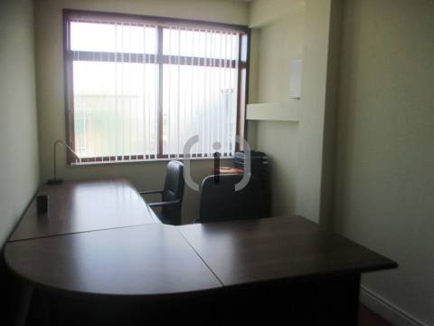 Escritório  Arrendamento em Glória e Vera Cruz,Aveiro