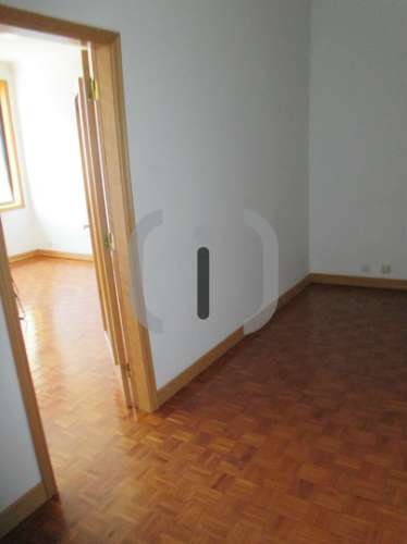 Escritório  Arrendamento em Glória e Vera Cruz,Aveiro