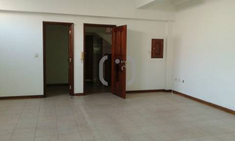 Escritório  Arrendamento em Glória e Vera Cruz,Aveiro