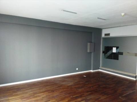 Loja  Venda em Glória e Vera Cruz,Aveiro