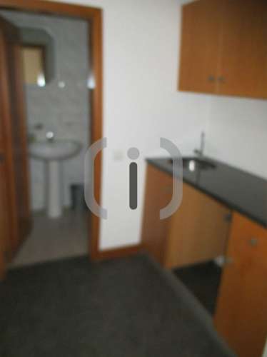 Escritório  Arrendamento em Glória e Vera Cruz,Aveiro