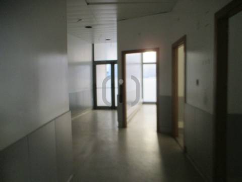 Loja  Arrendamento em Glória e Vera Cruz,Aveiro