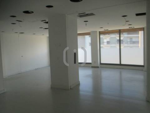 Loja  Arrendamento em Glória e Vera Cruz,Aveiro