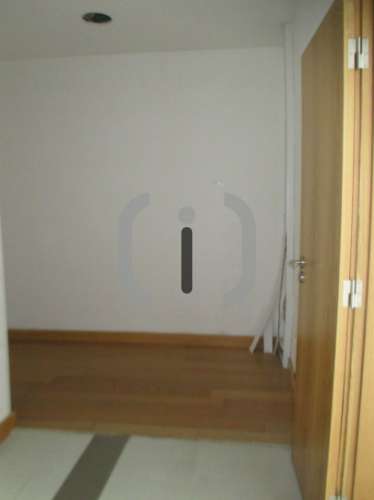 Loja  Arrendamento em Glória e Vera Cruz,Aveiro